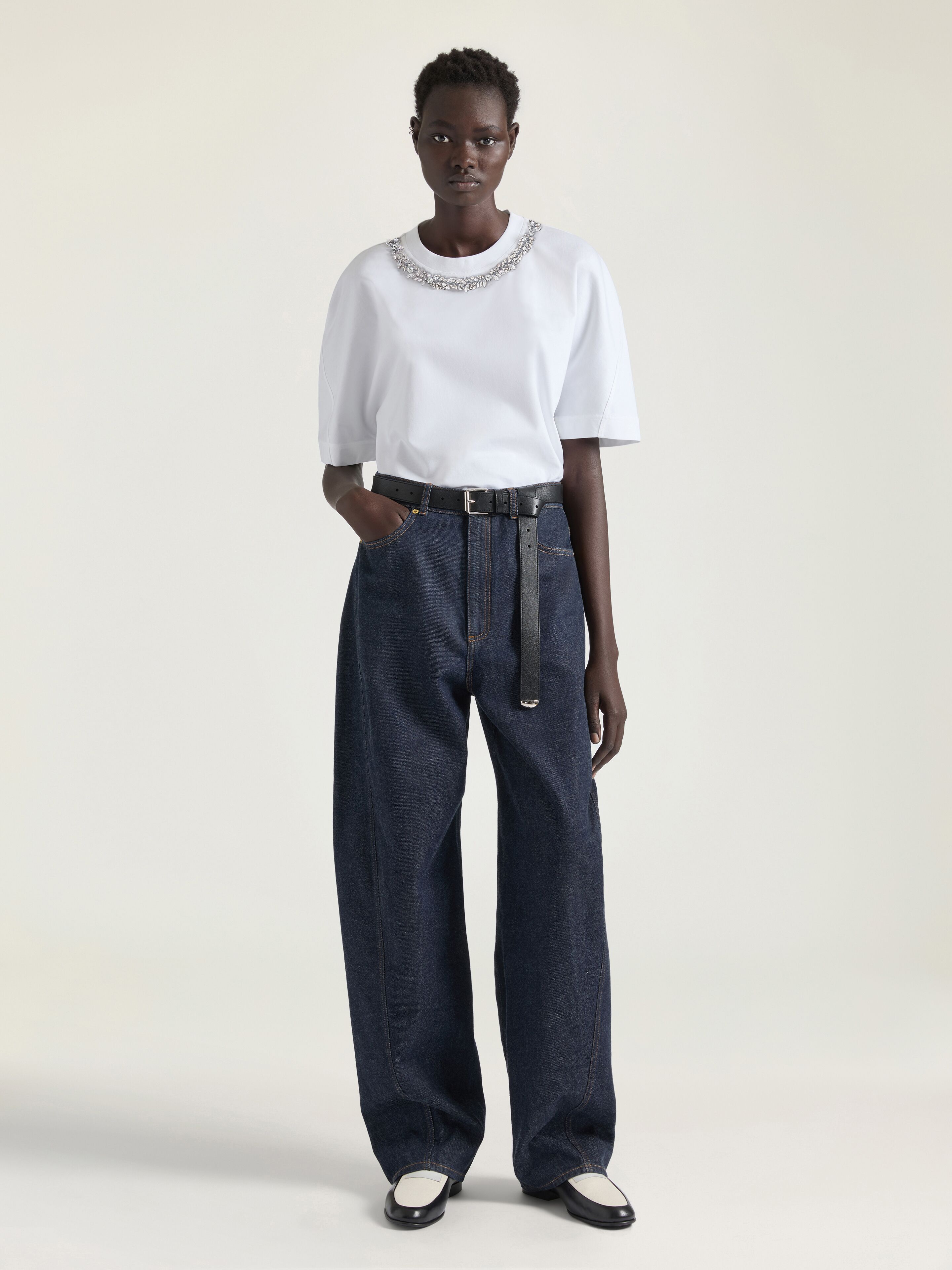 Boxy fit t-shirt in cotton with crystals